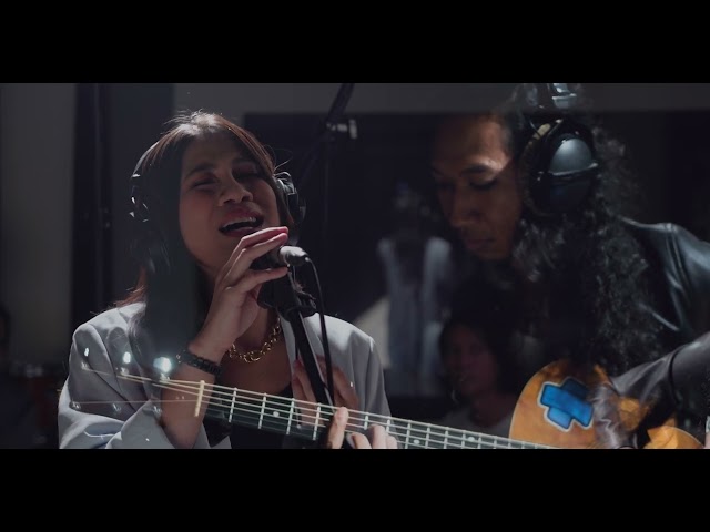 VENUS - Sakitnya Hati (Live Session) class=