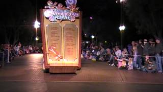 112113 Christmas Fantasy Parade Disneyland