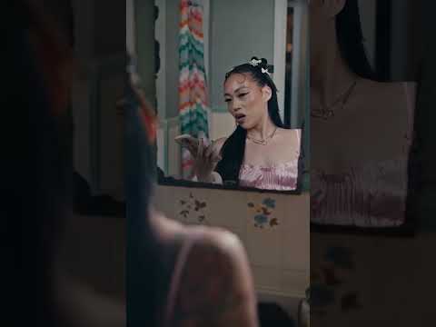 twirling my hair to the album… wby? 🪒 #sailorr