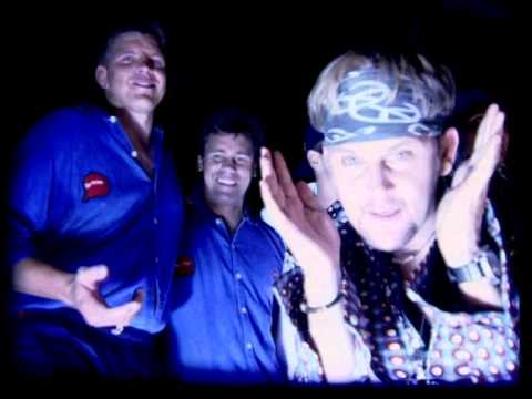 Watch STEVE HOFMEYR & DIE BLOUBULLE - Die Bloubulle on YouTube Watch STEVE HOFMEYR & DIE BLOUBULLE - Die Bloubulle on YouTube