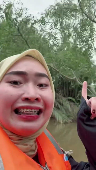 BERBURU ULAR ANAKONDA RAKSASA & BUAYA PUTIH DI SAMBOJA SUNGAI HITAM DI KALTIM ‼️😧