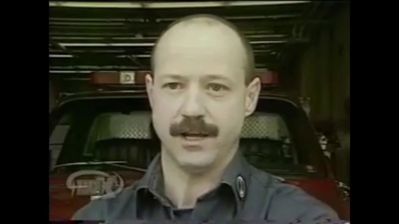 Max X: Mom And Daughter Almost Crushed To Death camera iphone 8 plus apk