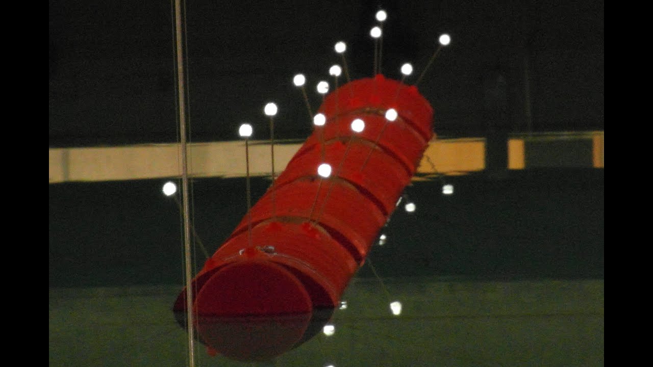 Pelamis 'caterpillar-like' motions in waves