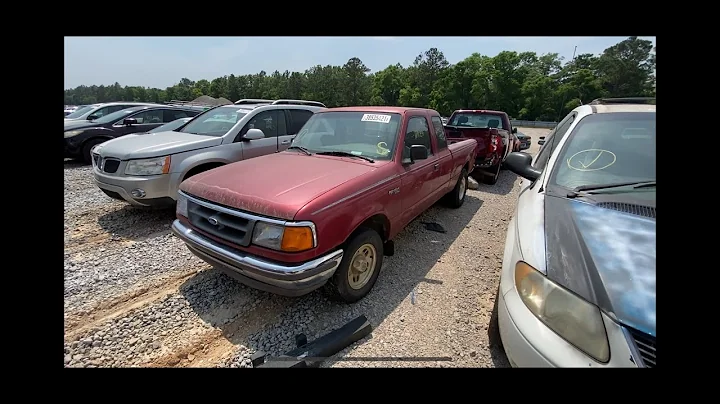 Copart Walk Around 4/25/21 Mobile, AL  Ford FREAKIN Ranger + I GOT STUNG BY A 🐝 +  2 Lexus’s