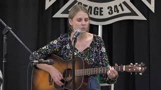 Watch Dori Freeman Thats How I Feel video