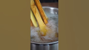 Kitchen Hacks You Need To Know: Deep Clean Wooden Utensils