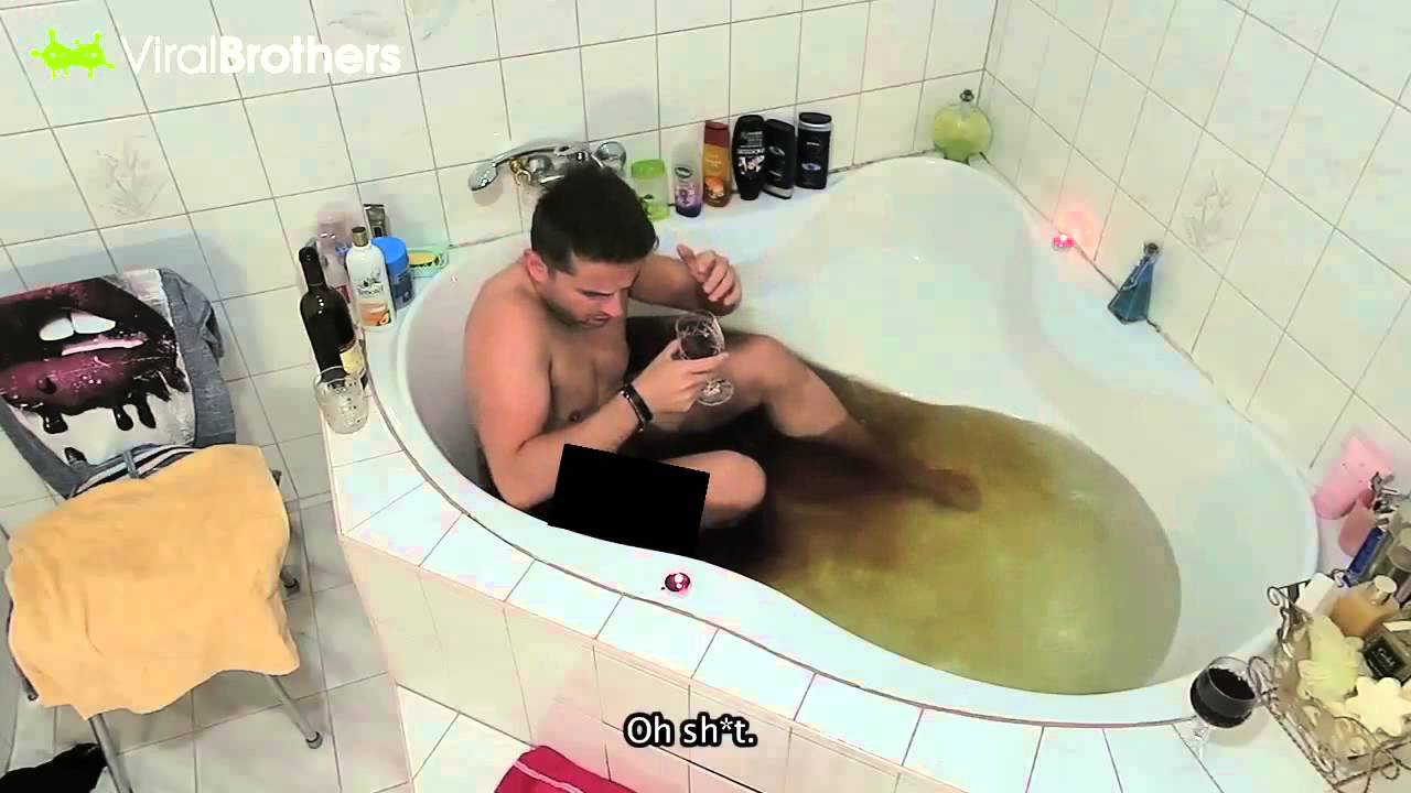 Diarrhea In Bathtub Prank Youtube