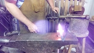 Forging a drive hook