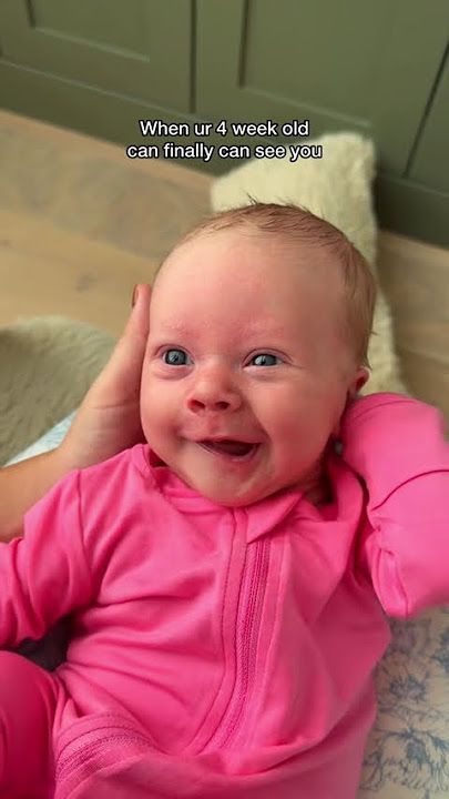 When ur 4 week old can finally see you