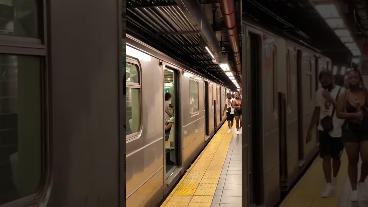 R62 3 Train #1459 DoorChime