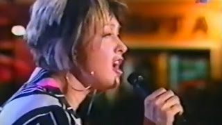 Cyndi Lauper - True Colors (Live in Romania 2001)