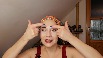 Jak se zbavit vrásek na čele?