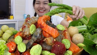 ตำกุ้งสดพริกเผ็ดๆแซ่บสะเดิด หน่อไม้ฝรั่งใหญ่มากพึ่งเคยเห็น|wern woei