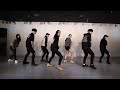 كوفر رقص شباب وبنات كورين على اغنيه BTS dna