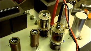 KT88 vs EL34 vs 6L6 Substitution In Vacuum Tube Amplifier.wmv
