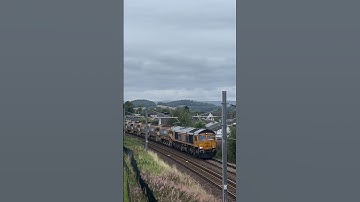 GBRF class 66 (66775) passes Stirling bridge with an engineering train and a tone #class66