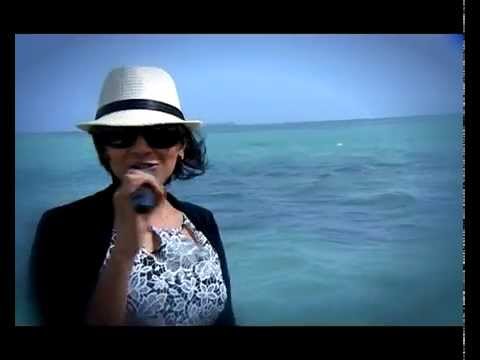 انا والبحر علي قناة البحر الاحمر