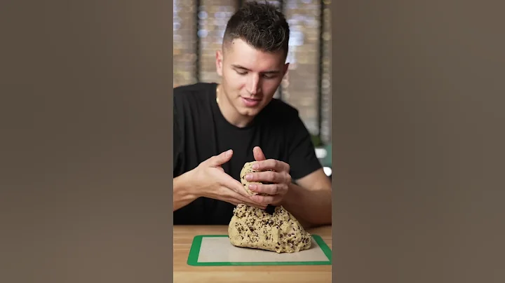Chocolate Chip Cookies (ft. Lynja)