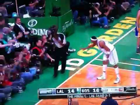 Paul Pierce punches Eddie F. Rush