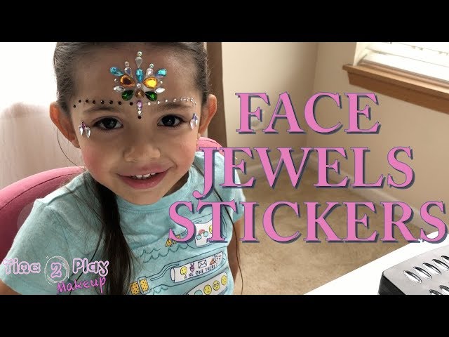 Alivia Puts On Face Jewels Stickers - Time To Play Toys 