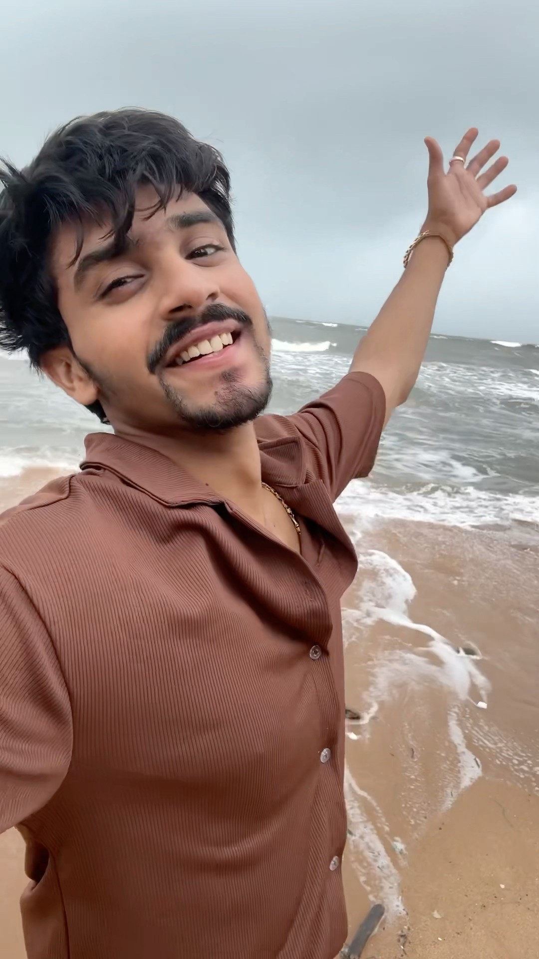 Solo trip to goa? #shorts #minivlog | Anant Rastogi