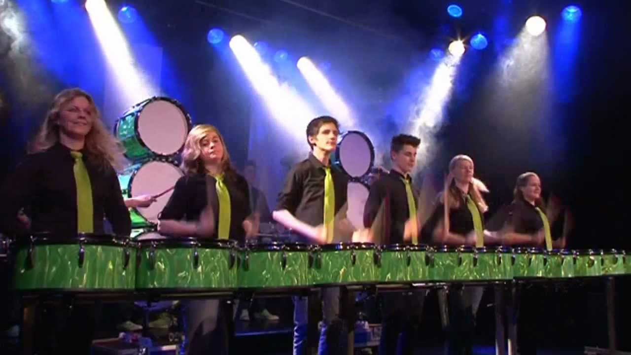 E. I. N. Y.    (von Timm Pieper)