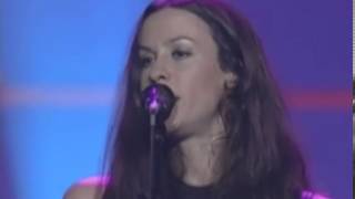 05 - Precious Illusions - Alanis Morissette ( Custon Concert USA 2002) chords