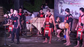 Biểu diễn văn hóa cồng chiêng Tây nguyên phục vụ khách du lịch9