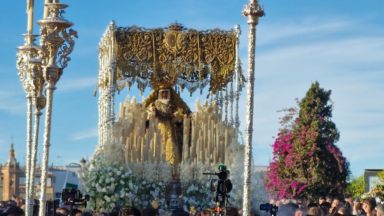 Puente de Triana I Traslado a la Catedral Esperanza de Triana Sevilla 2025