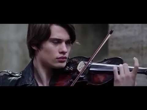 მაღალი ნოტი / High Strung ქართულად