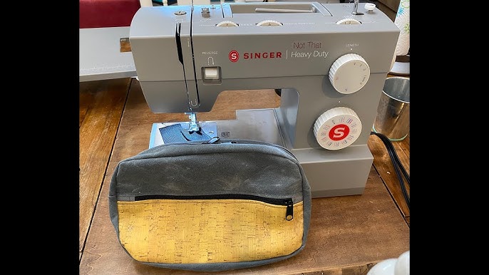 SINGER 4423 Heavy Duty Sewing Machine With Included Accessory Kit