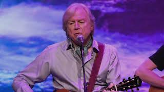 Justin Hayward - &quot;Tuesday Afternoon&quot; (Live)