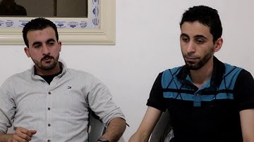 تلاوة خاشعة  ( وما تأتيهم من آية من آيات ربهم إلا كانوا عنها معرضين )  سورة يس