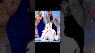 Download Lagu Woman Face-Plants Into Pool Of Cream! #funny #pieintheface #tortanacara #wam MP3