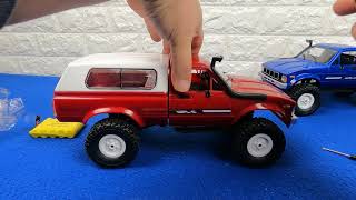 Unboxing + Test WPL C24 Under $ 40 Scale 1/16 RTR 4WD 2.4G Mini Scaler Crawler Off Road RC Car 2CH