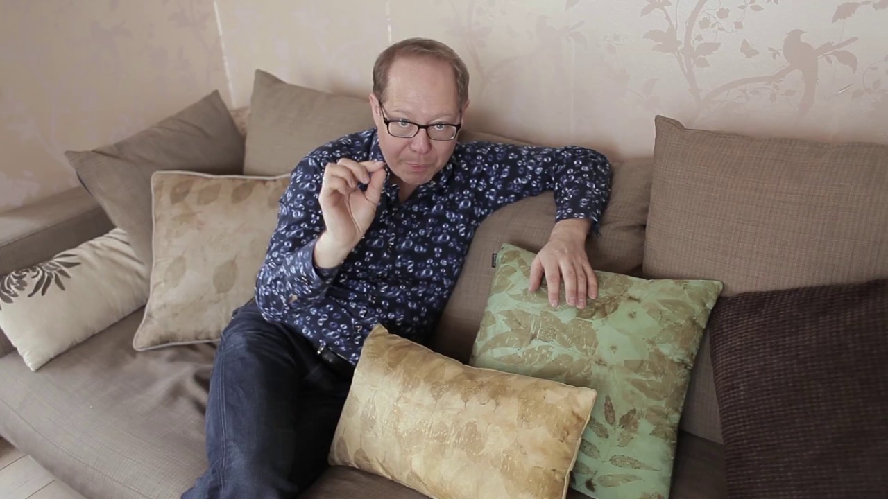 Скороговорка: В шалаше шуршит шелками - YouTube