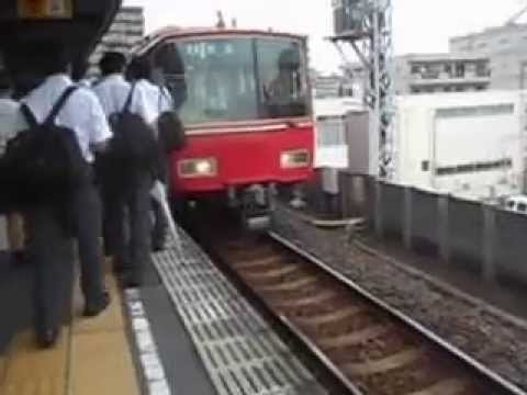 名鉄津島駅６８００系＋６8００系普通弥富行き到着発車