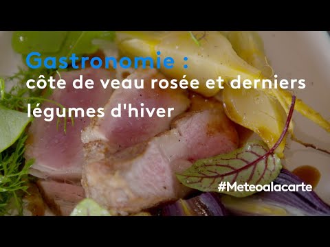 Vidéo: Côtelettes Panées Aux Noix Avec Des Légumes