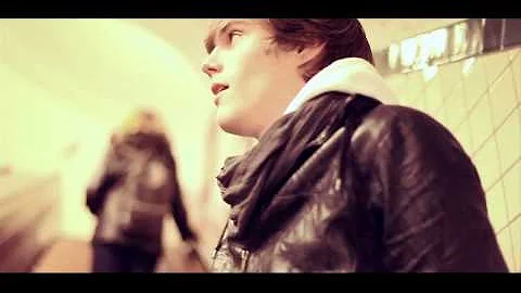 Dennis - Merry X Mas (Official Video)
