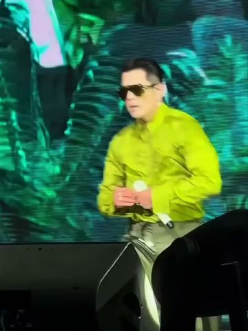 Dance and sing on his concert -Aaron Kwok Fu shing 60岁的郭富城