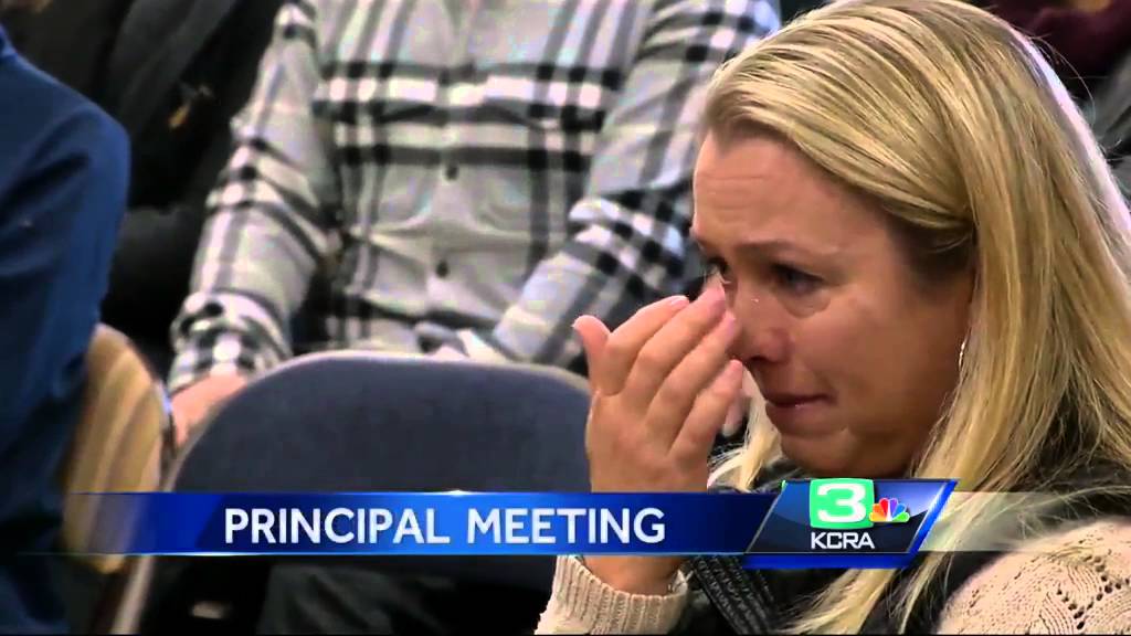 Dozens of parents speak out in support of Oak Ridge HS principal