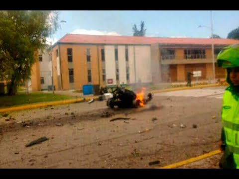 Carro bomba en la Escuela General Santander de Bogotá | Noticias Caracol