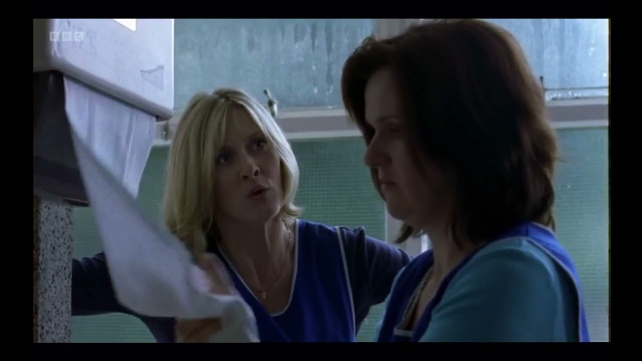 Sarah Lancashire in Clocking Off (part 1)