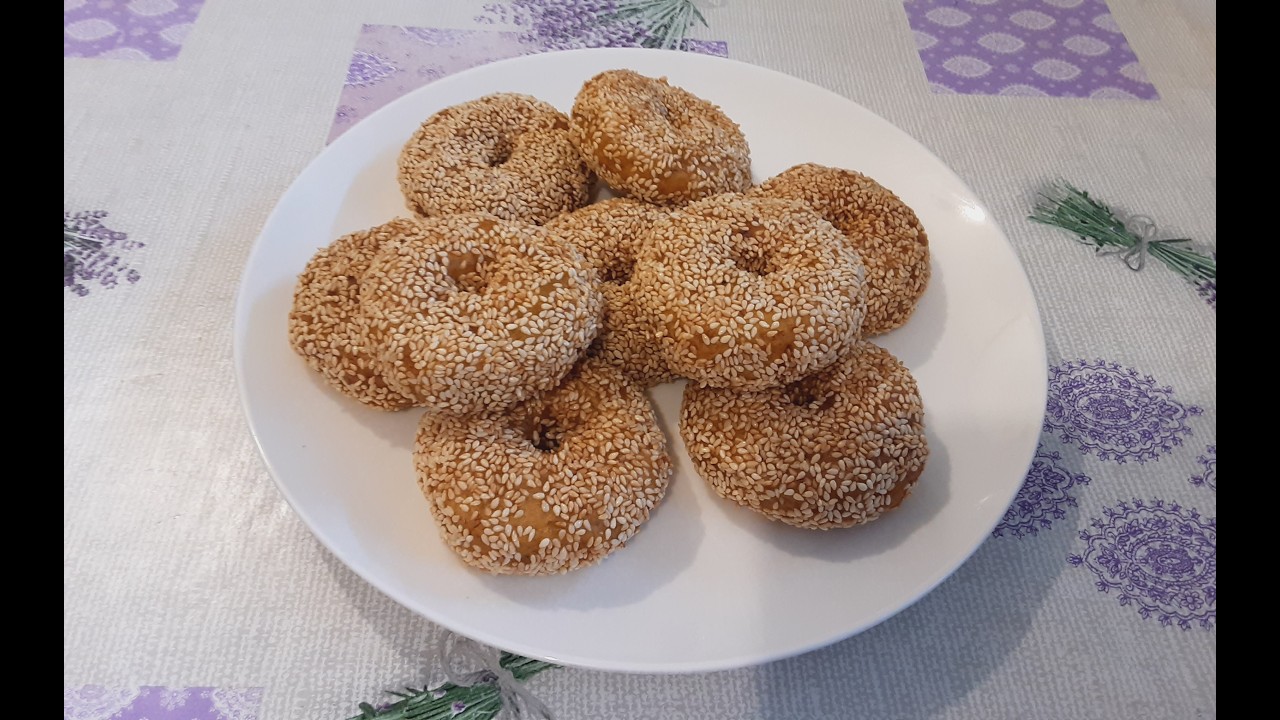RESEP DONAT PISANG WIJEN YANG LAGI VIRAL ENAK SEDAP