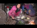 Cooking food with green organic village food ll Primitive technology