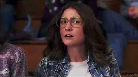 What mental illness does Suzanne have Oitnb?