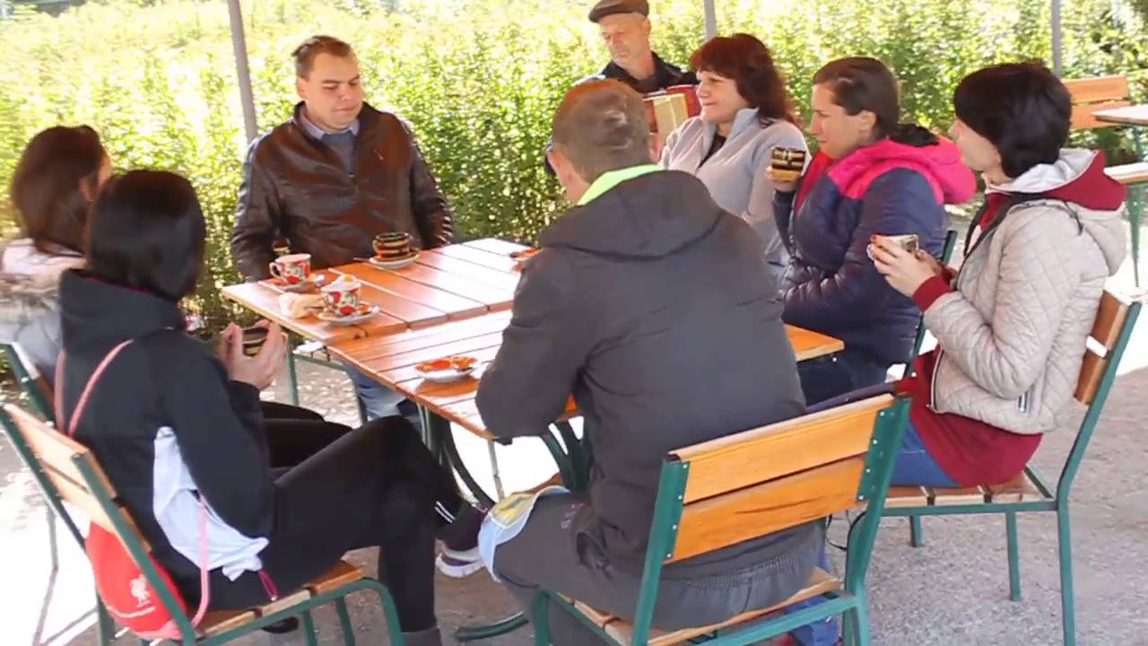 Перерва на каву в Макошине - YouTube