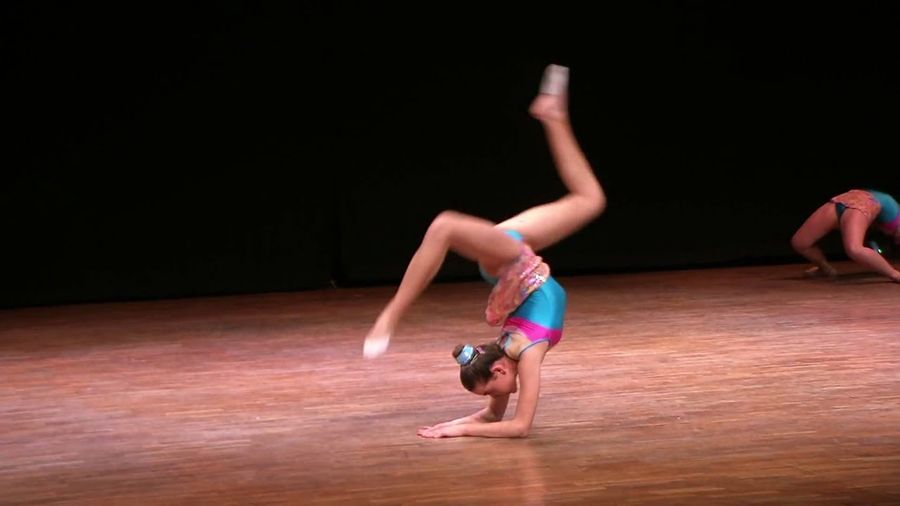 GIMNASIA RITMICA NINA gimnasia ritmica nina:
