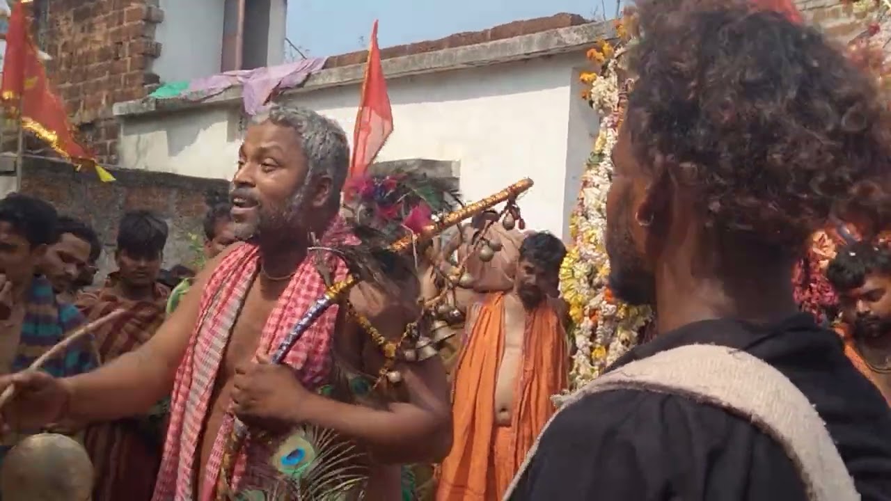 Bahadajhola danda thakura nka bandana ra drusya