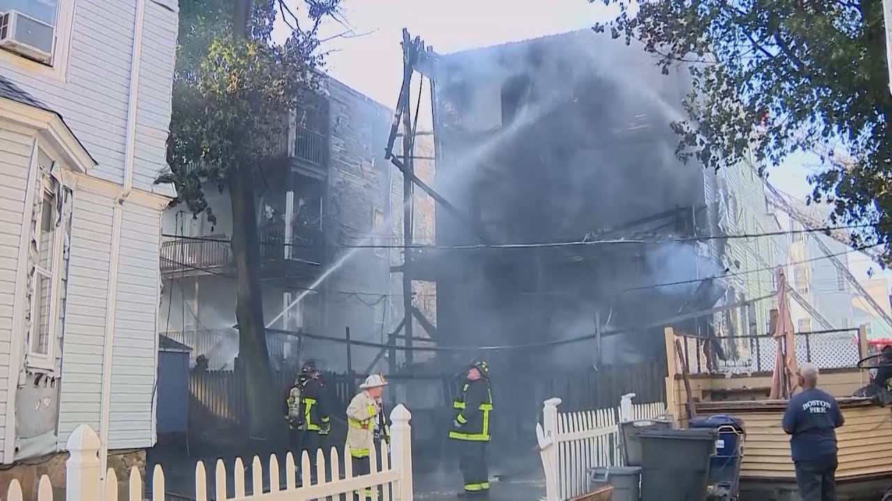 Fire damages 5 homes, displaces 35 people in Boston neighborhood - YouTube